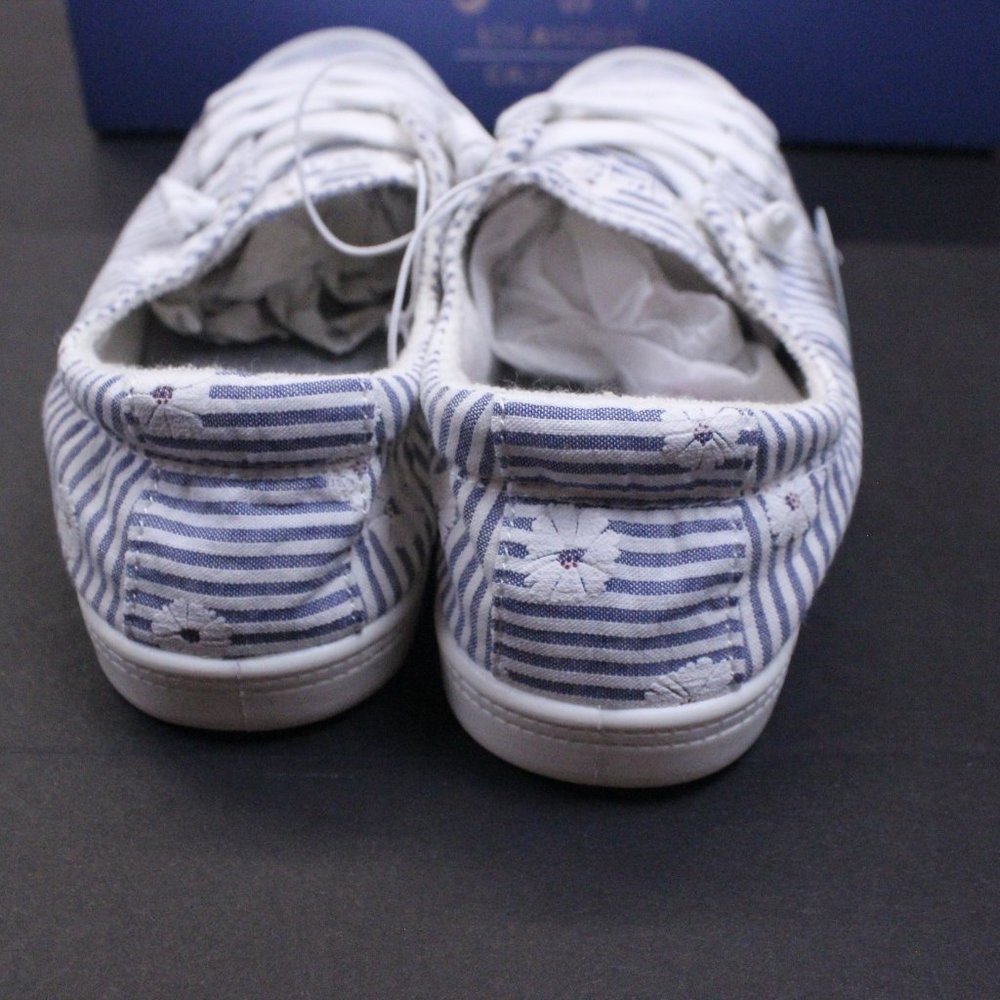 Jellypop Dallas Women's Sneakers - Blue Multi Floral - Size 5.5M - Picture 4 of 6